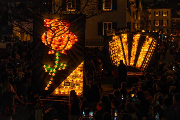 SRF bi de Lüt, Räbechilbi Richterswil 2024 (Handorgel, Rose)